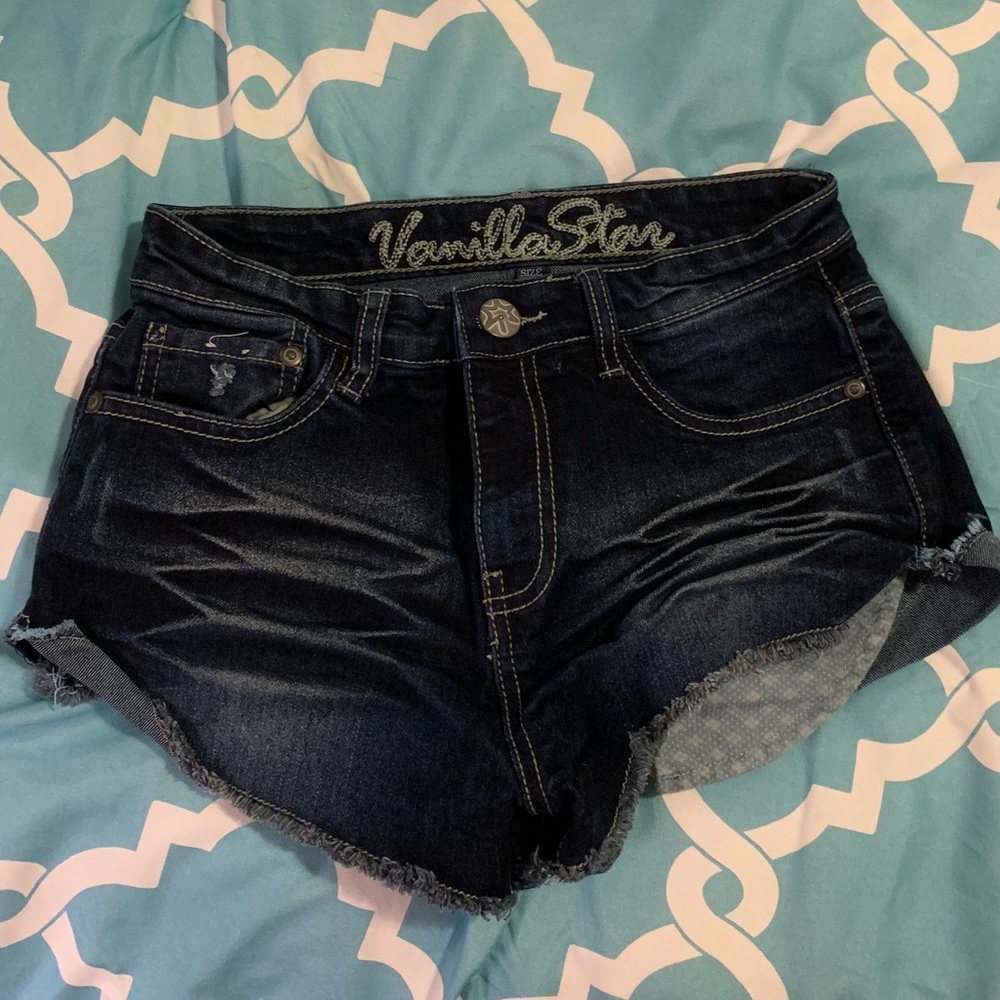 Vanilla star high waisted shorts!